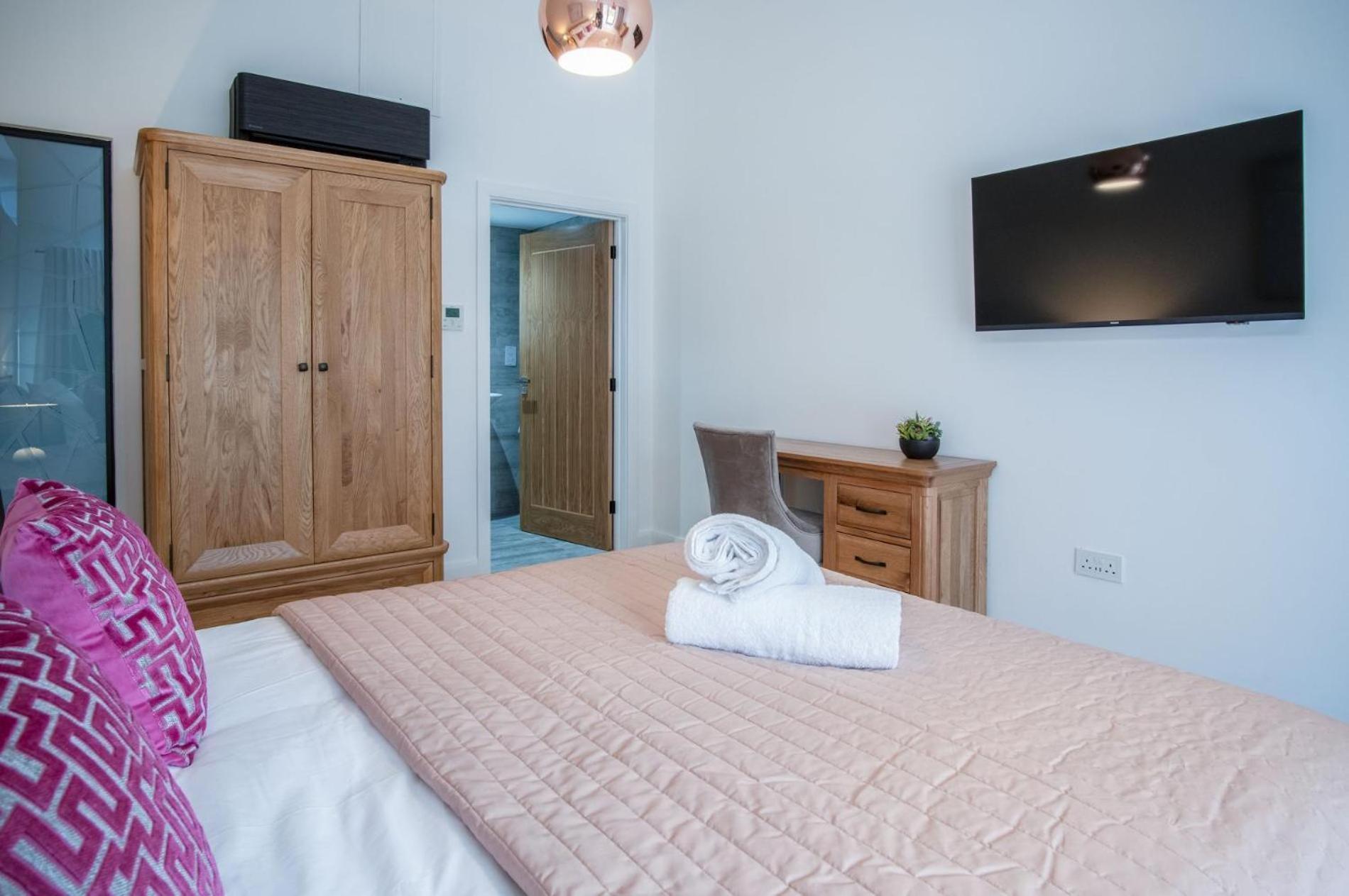 Suite 12 - Sleeping Giant Hotel - Pen Y Cae Inn Brecon Dış mekan fotoğraf